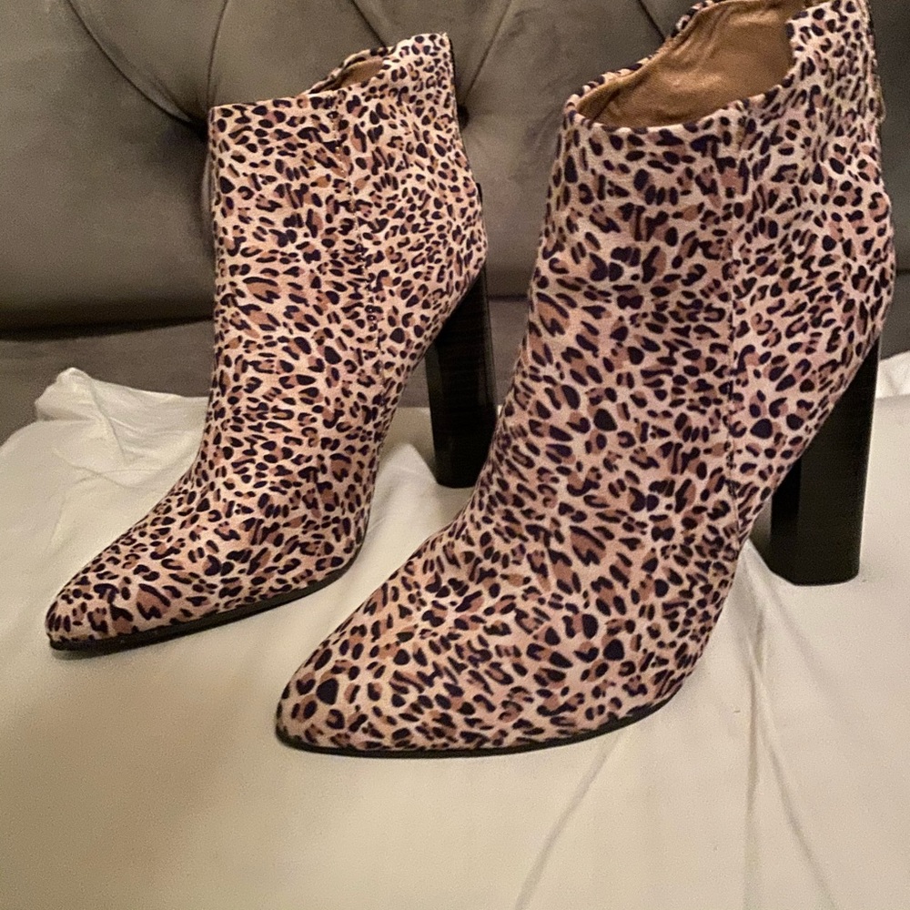 Cheetah booties from pink lily boutique